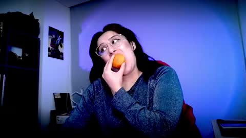 Snapshot of scarlett_sen chatting on March 17, 2026, 2:31 pm Mistress Scarlett online show from March 17, 2026, 2:31 pm