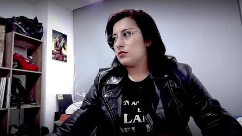 Snapshot of scarlett_sen chatting on April 2, 2026, 2:15 pm Mistress Scarlett online show from April 2, 2026, 2:15 pm