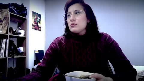 Snapshot of scarlett_sen chatting on April 8, 2026, 3:23 pm Mistress Scarlett online show from April 8, 2026, 3:23 pm