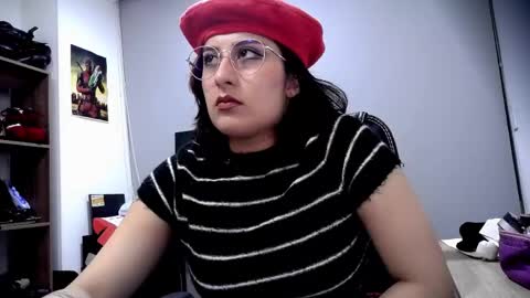 Snapshot of scarlett_sen chatting on April 25, 2026, 2:58 pm Mistress Scarlett online show from April 25, 2026, 2:58 pm
