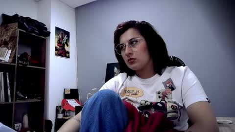 Snapshot of scarlett_sen chatting on May 1, 2026, 2:54 pm Mistress Scarlett online show from May 1, 2026, 2:54 pm