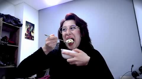 Snapshot of scarlett_sen chatting on May 14, 2026, 3:08 pm Mistress Scarlett online show from May 14, 2026, 3:08 pm