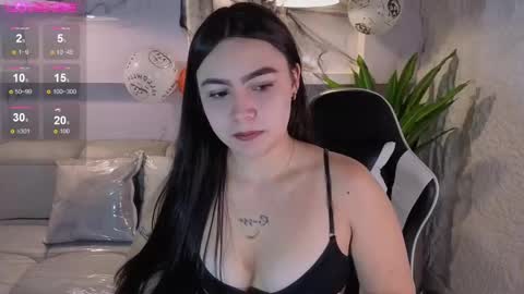 Scarlett online show from October 29, 2025, 12:51 pm