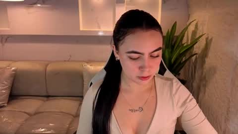 Scarlett online show from January 16, 2026, 12:42 pm