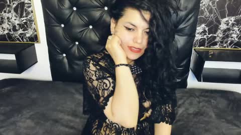 Scarlett online show from December 19, 2024, 5:50 pm
