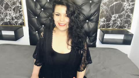 Scarlett online show from January 28, 2025, 3:57 pm