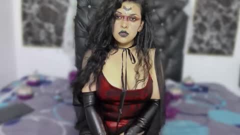 Scarlett online show from October 31, 2025, 5:25 pm