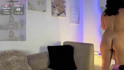 Snapshot of scarlett_walker05 chatting on June 29, 2026, 1:44 pm Scarlett online show from June 29, 2026, 1:44 pm
