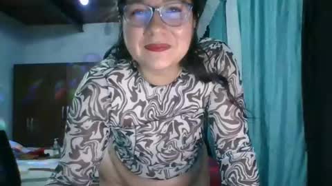 Snapshot of scarlett_widow chatting on October 8, 2025, 2:53 am scarlett_widow online show from October 8, 2025, 2:53 am