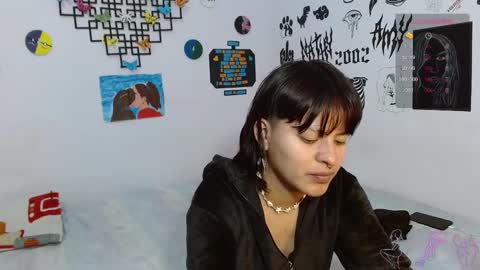 Amy and Nathy online show from February 14, 2025, 9:32 pm