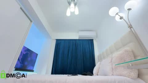 Snapshot of scarlettandtom chatting on February 11, 2025, 12:59 am ScarlettAndTom online show from February 11, 2025, 12:59 am