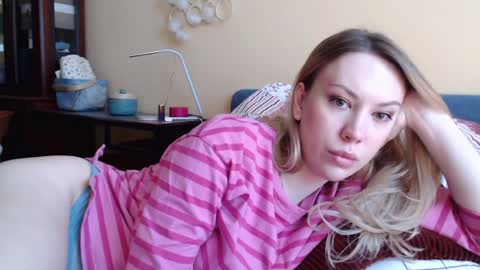 Scarlett online show from February 7, 2025, 11:45 am