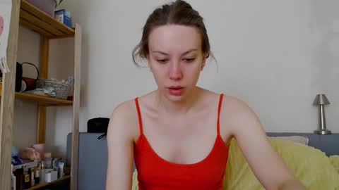 Scarlett online show from September 9, 2025, 6:57 am