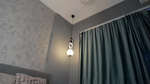 scarlettjakobs online show from April 29, 2026, 3:54 am