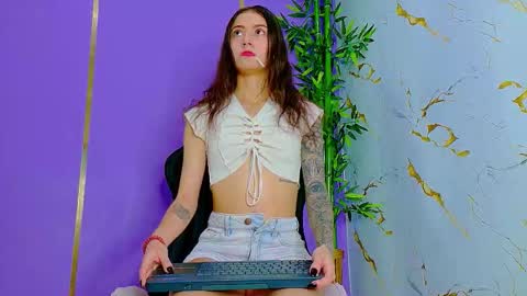 Scarlet online show from September 17, 2025, 12:45 am