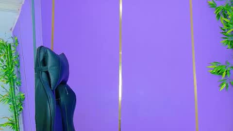 Scarlet online show from September 29, 2025, 2:49 am