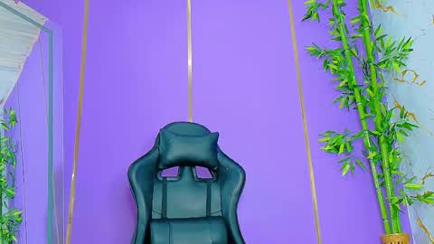 Scarlet online show from October 9, 2025, 12:30 am