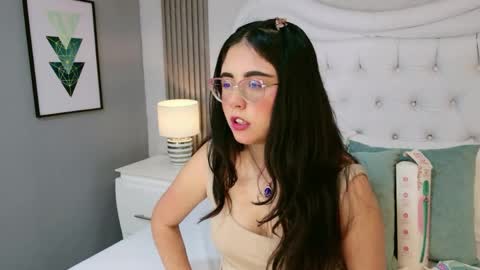 Scarlett Petrova online show from May 9, 2026, 11:26 am