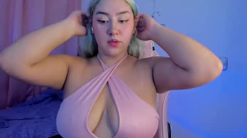 chloe online show from February 4, 2025, 5:31 am