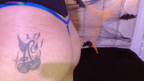 Snapshot of scarlettqueencs chatting on October 23, 2025, 5:07 am Scarlett online show from October 23, 2025, 5:07 am