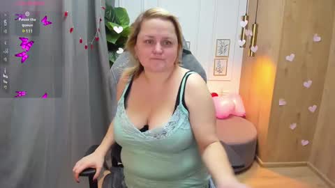 Scarlett online show from February 18, 2025, 5:20 am