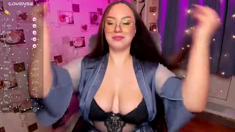 Scarlett online show from February 25, 2026, 7:23 pm