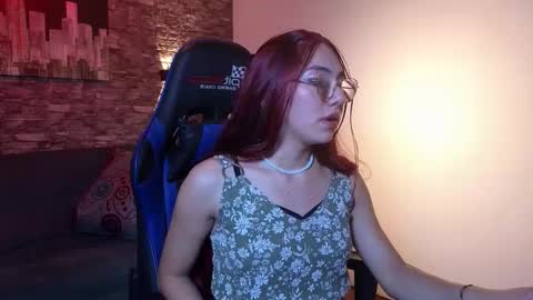 Snapshot of scarlettvg chatting on December 23, 2025, 3:48 am scarlett online show from December 23, 2025, 3:48 am