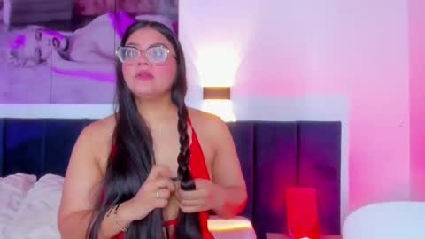 Snapshot of scarlettwhitmore chatting on November 5, 2025, 12:05 pm Scarlett Whitmore online show from November 5, 2025, 12:05 pm