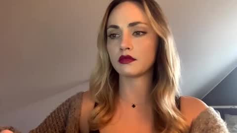 ScarlettxBlonde online show from March 25, 2026, 3:18 pm