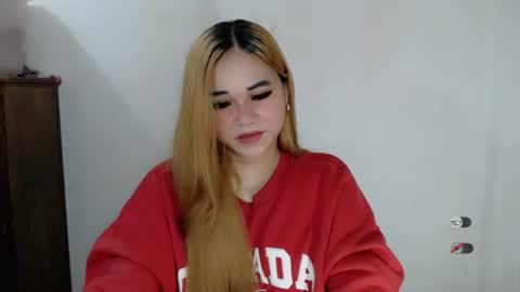 Snapshot of scarletvamp chatting on September 24, 2025, 11:19 pm scarletvamp online show from September 24, 2025, 11:19 pm