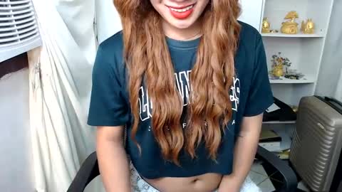 Queen Scarlet online show from January 8, 2025, 7:13 am