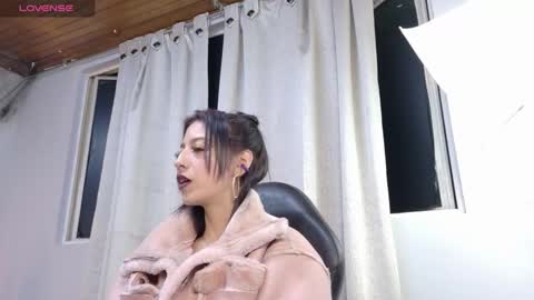 Scarllett online show from October 21, 2025, 6:14 am