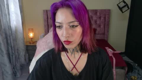 Scarllett online show from April 12, 2026, 2:55 pm