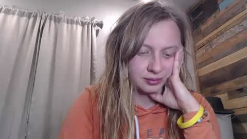 Snapshot of scartit chatting on February 8, 2026, 2:04 am ScarTit Bernhard online show from February 8, 2026, 2:04 am