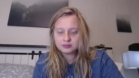 Snapshot of scartit chatting on June 9, 2026, 8:20 pm ScarTit Bernhard online show from June 9, 2026, 8:20 pm