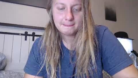 Snapshot of scartit chatting on June 15, 2026, 9:39 pm ScarTit Bernhard online show from June 15, 2026, 9:39 pm