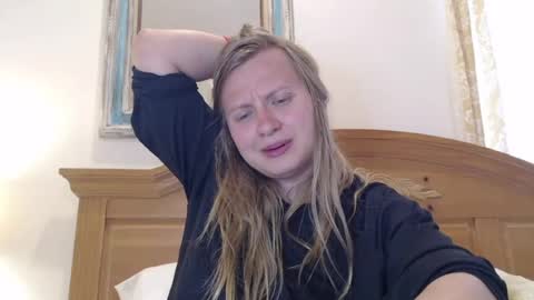ScarTit Bernhard online show from August 6, 2026, 12:23 am