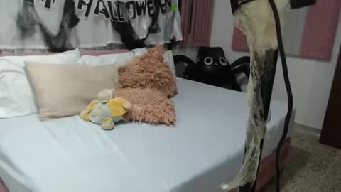 SCARLET online show from October 31, 2025, 10:27 am