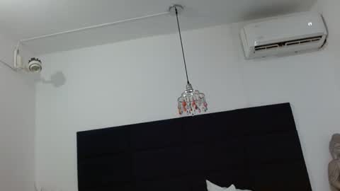 SCARLET online show from November 6, 2025, 11:44 am