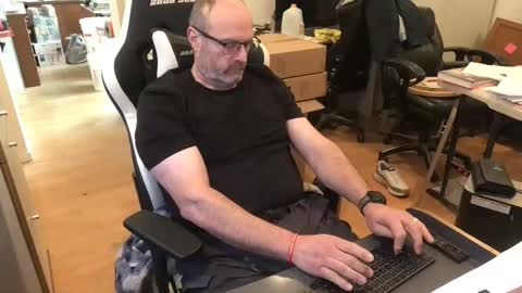 Snapshot of schief6218 chatting on March 26, 2026, 3:06 pm schief6218 online show from March 26, 2026, 3:06 pm