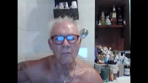 schizzodoro online show from September 20, 2025, 4:02 am