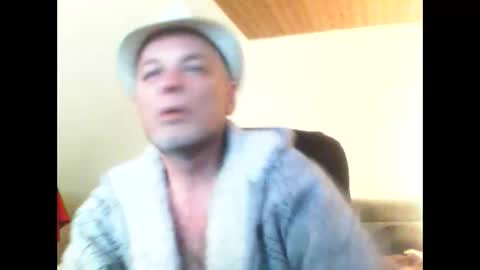 schnibschnab online show from March 20, 2026, 6:46 pm