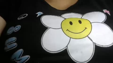 Snapshot of schoco_milf chatting on September 16, 2025, 12:28 pm mai latina online show from September 16, 2025, 12:28 pm