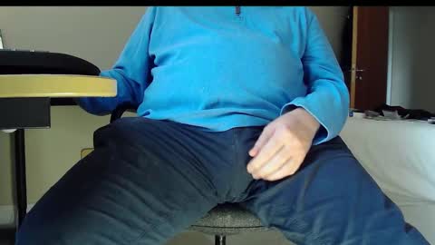 Mick online show from October 16, 2025, 12:17 pm