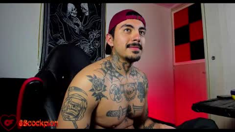 Snapshot of scockpion_ chatting on February 20, 2026, 6:26 am Alejandro help me to reach 200 thumps up online show from February 20, 2026, 6:26 am