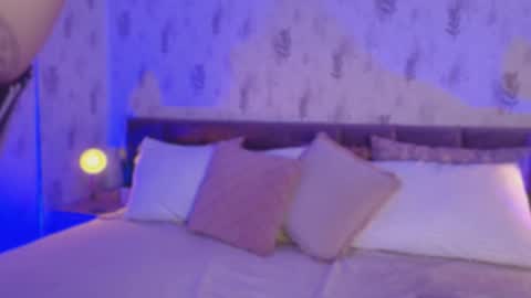 Scolw  online show from September 12, 2025, 8:20 pm