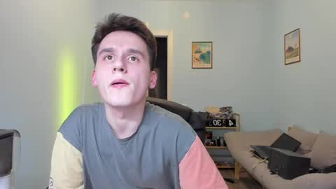 Snapshot of scooby_r chatting on March 6, 2025, 3:13 pm Thomas brunette and Alex blond online show from March 6, 2025, 3:13 pm