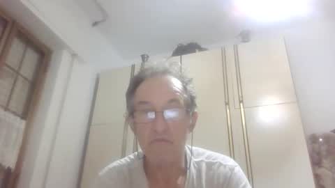 Snapshot of scotchwhieskie chatting on September 15, 2025, 6:52 pm scotchwhieskie online show from September 15, 2025, 6:52 pm