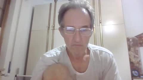 Snapshot of scotchwhieskie chatting on September 18, 2025, 6:54 pm scotchwhieskie online show from September 18, 2025, 6:54 pm