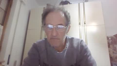 Snapshot of scotchwhieskie chatting on October 3, 2025, 6:27 pm scotchwhieskie online show from October 3, 2025, 6:27 pm